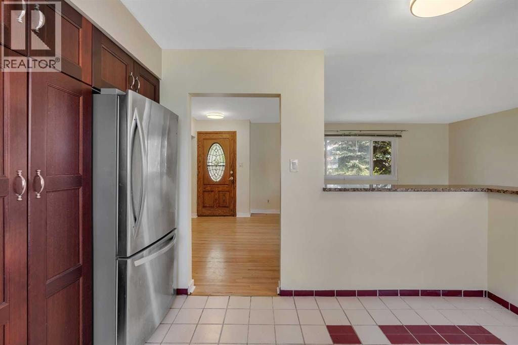 8432 Elbow Drive SW — photo 12