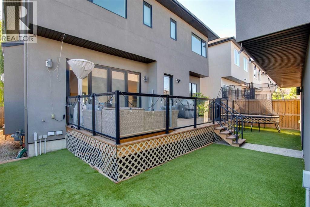 423 7A Street NE — photo 39