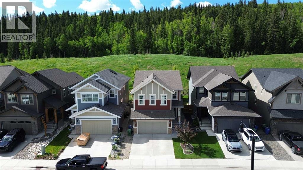 255 Riviera Way — photo 2