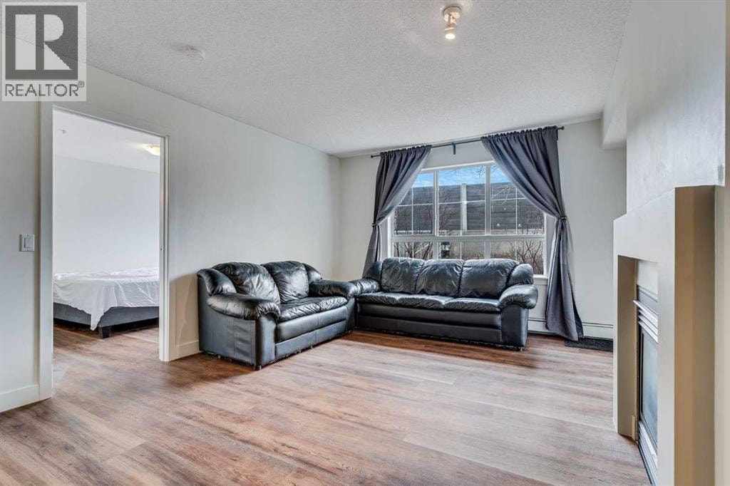 113, 35 Richard Court SW — photo 17