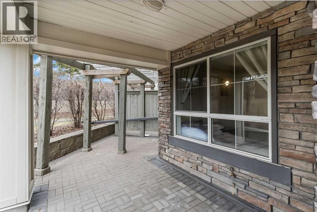 113, 35 Richard Court SW — photo 32