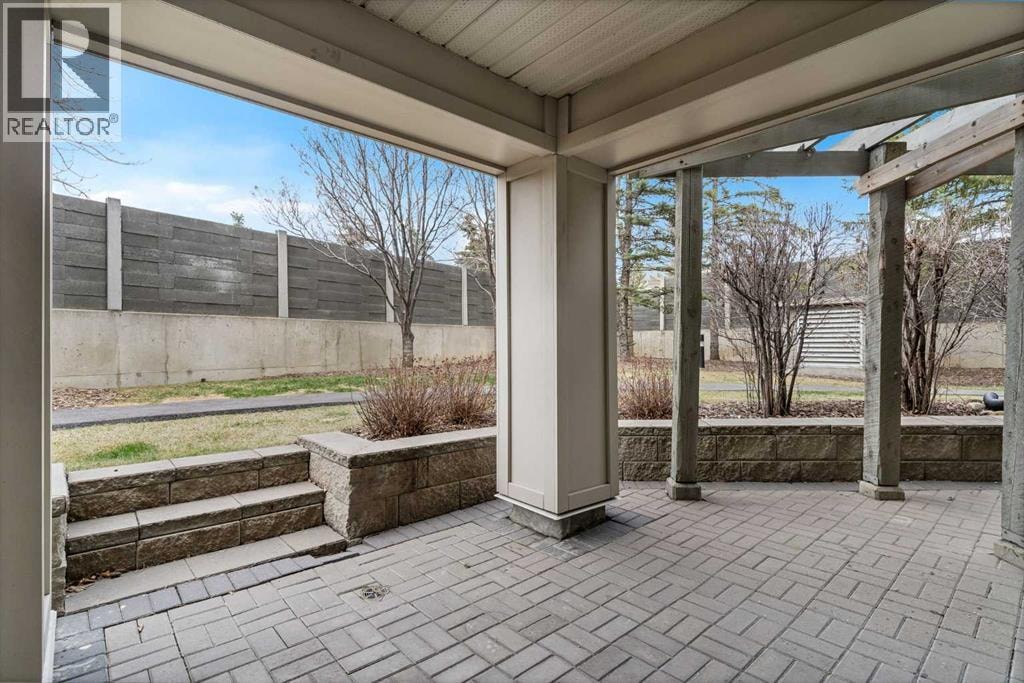 113, 35 Richard Court SW — photo 33