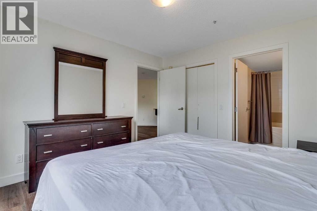 113, 35 Richard Court SW — photo 26