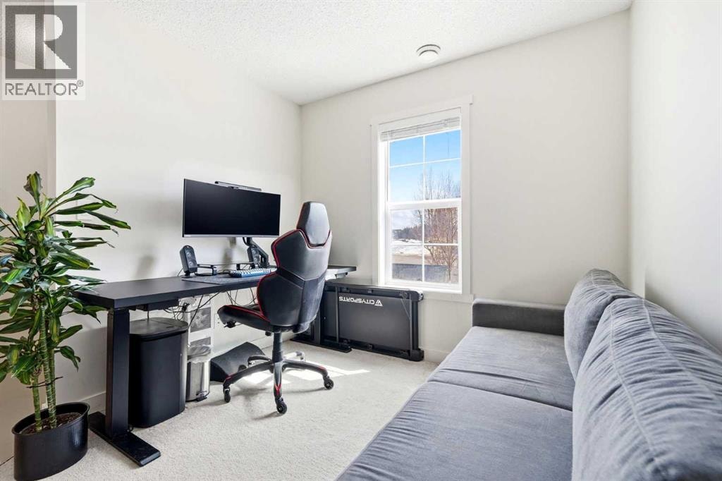 14 Nolan Hill Gate NW — photo 5