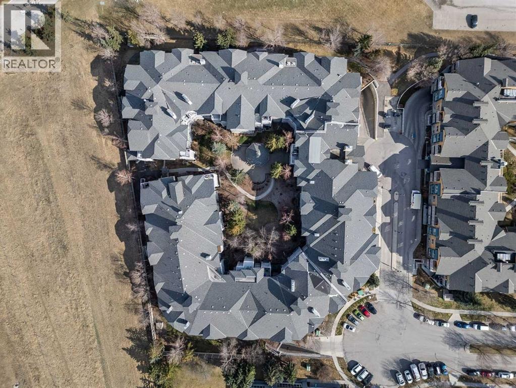 113, 35 Richard Court SW — photo 43