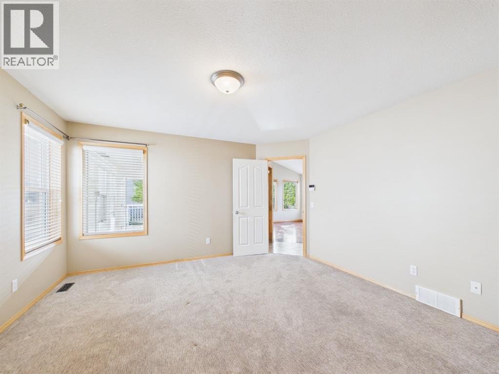 181 Panamount Hill NW — photo 16