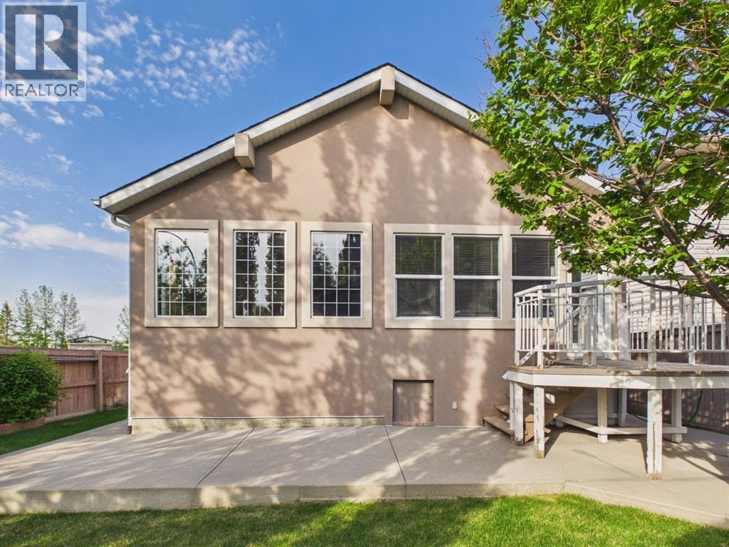 181 Panamount Hill NW — photo 2