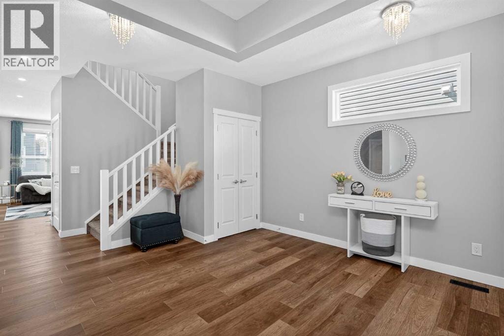 37 Evansfield Manor NW — photo 3