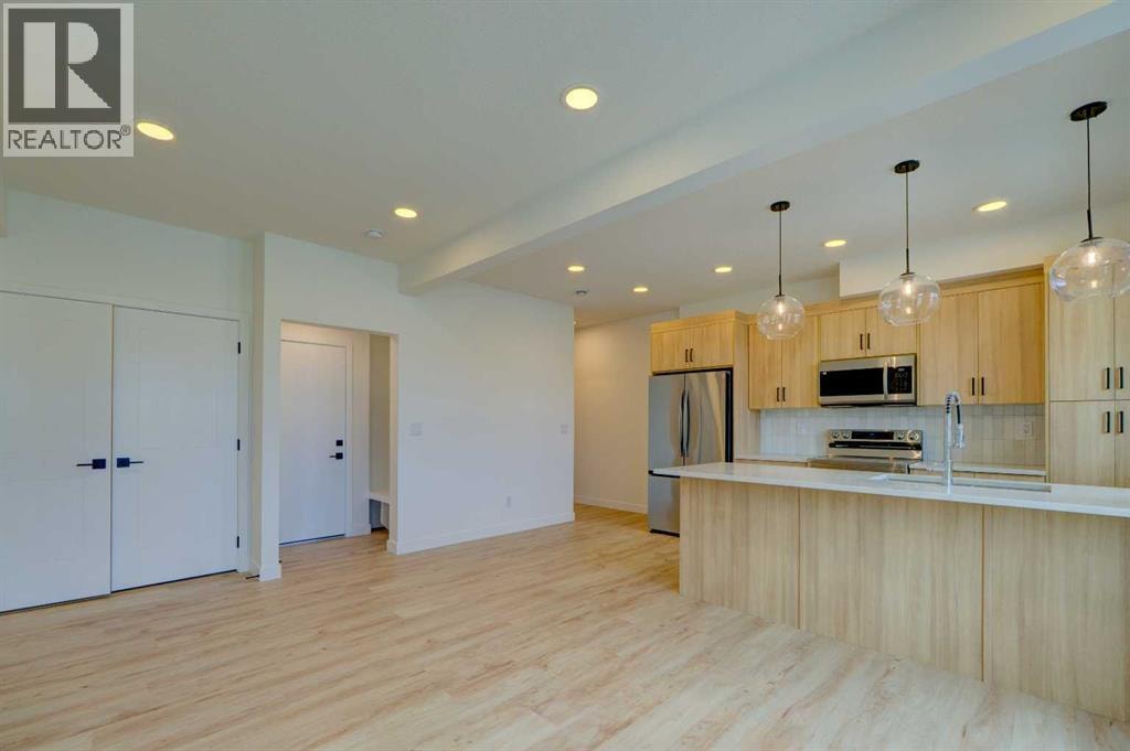 14832 1 Street NW — photo 4