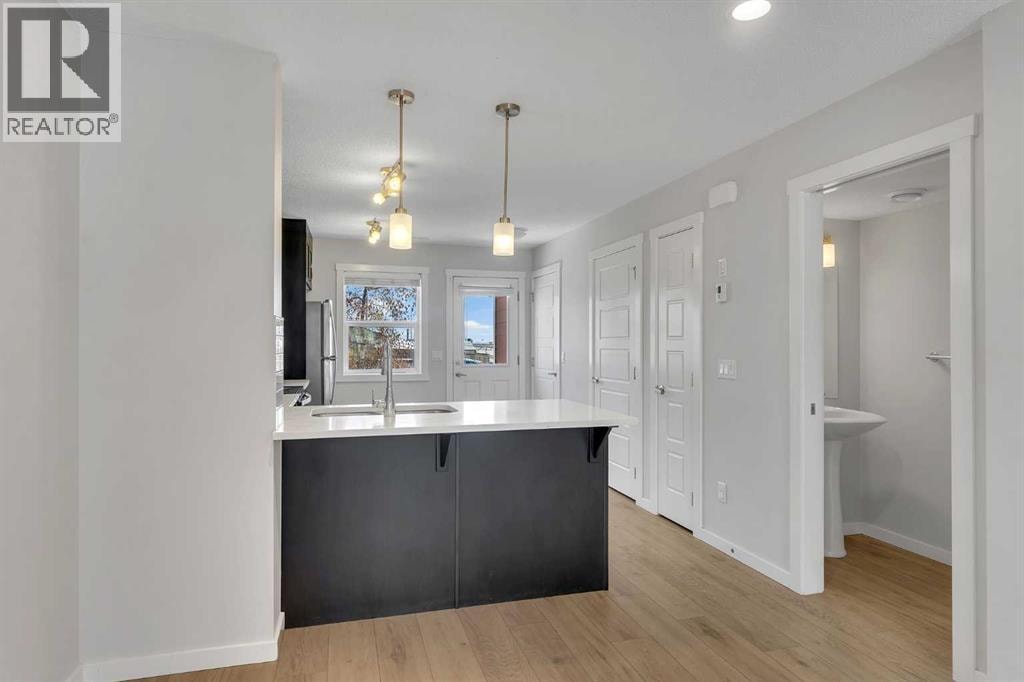616 Cranford Mews SE — photo 7
