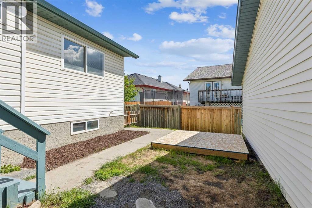 121 Quigley Drive — photo 36