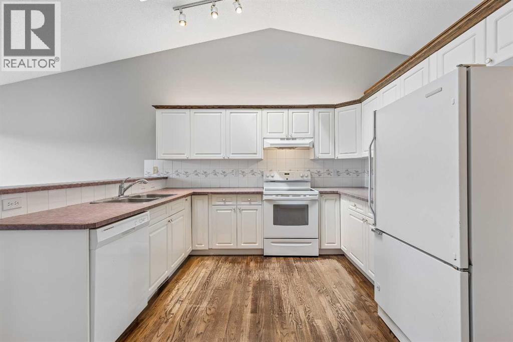 121 Quigley Drive — photo 12