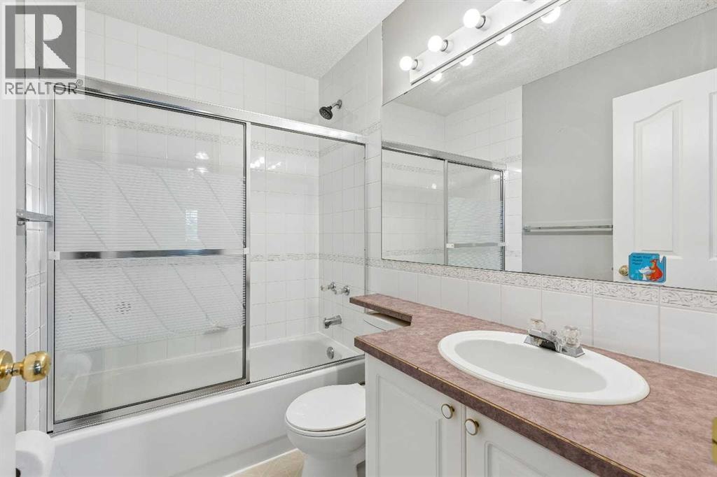 121 Quigley Drive — photo 20