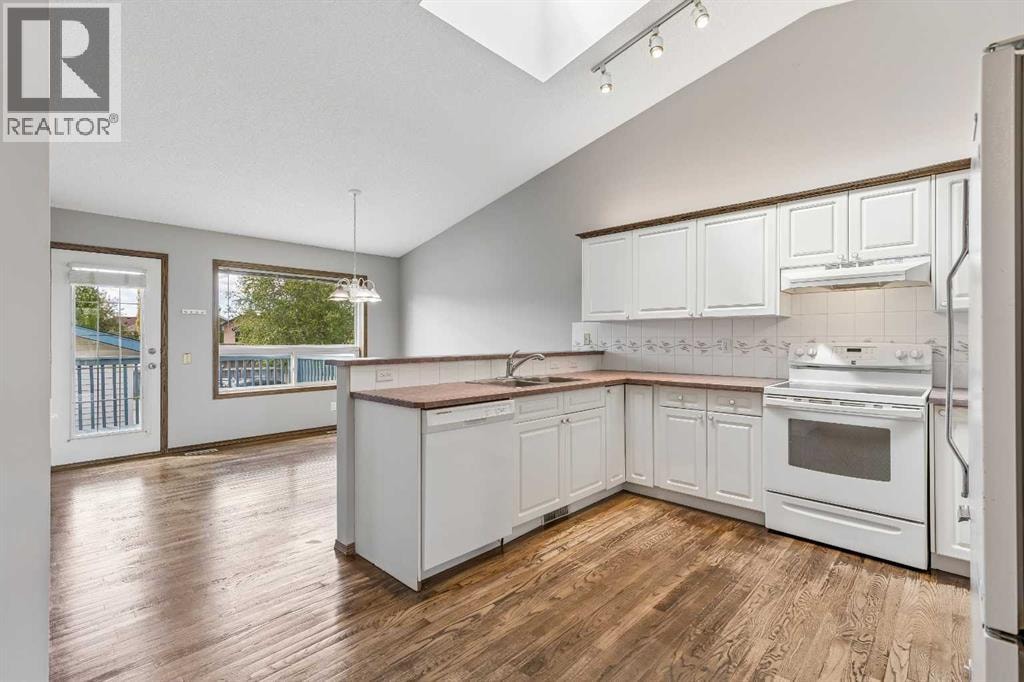121 Quigley Drive — photo 11
