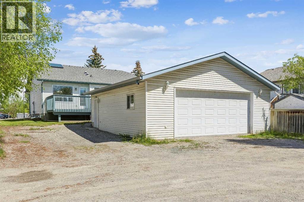 121 Quigley Drive — photo 39