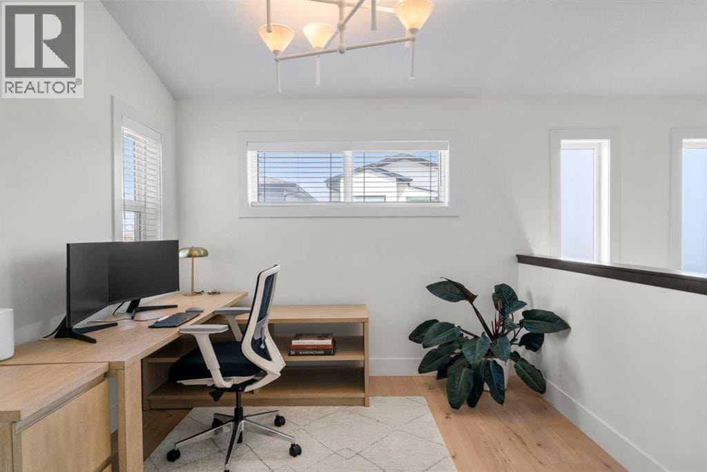 2853 14 Avenue SW — photo 30