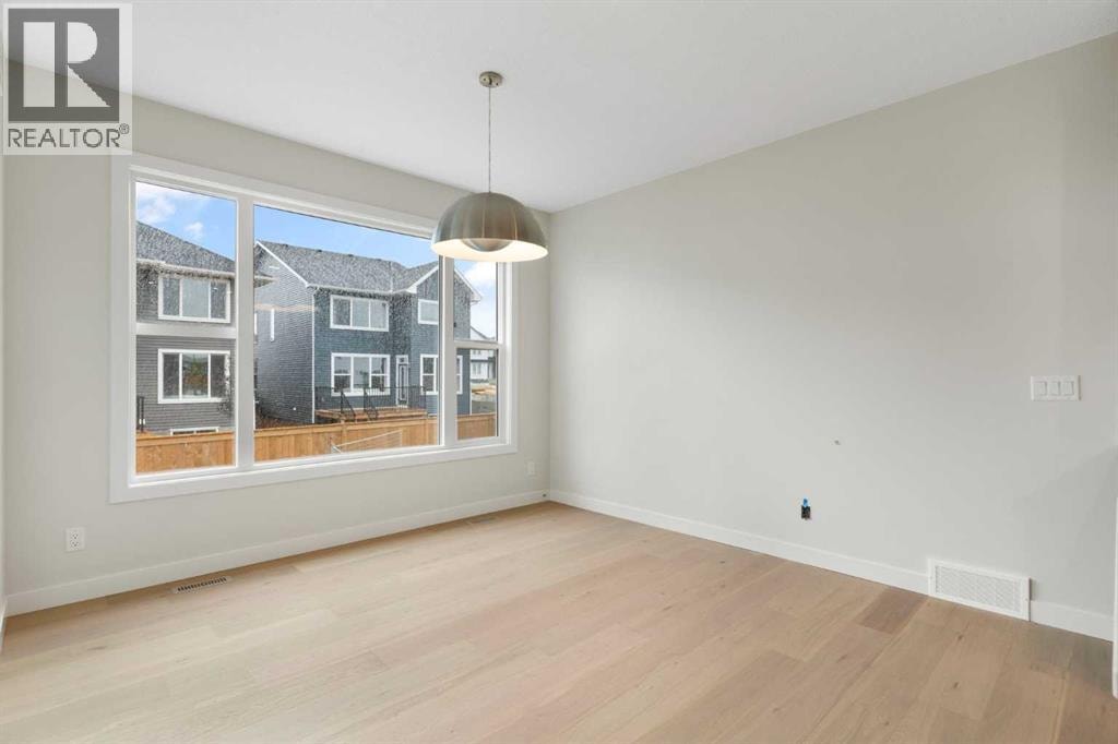 125 Southborough Common — photo 13