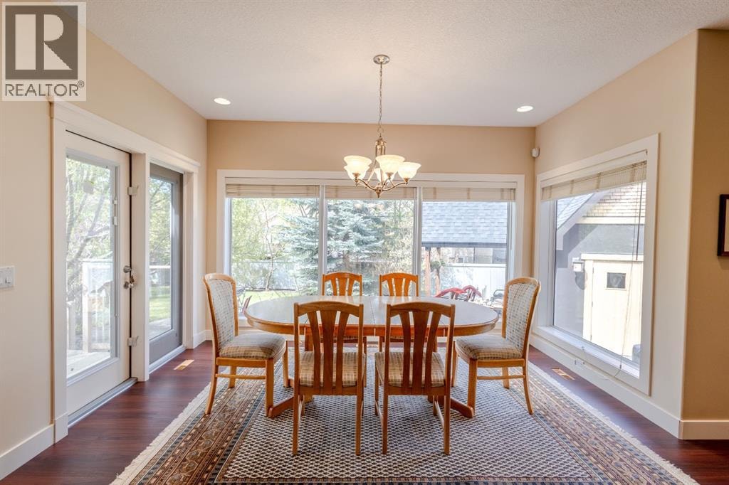 11 Tuscany Glen Green NW — photo 9
