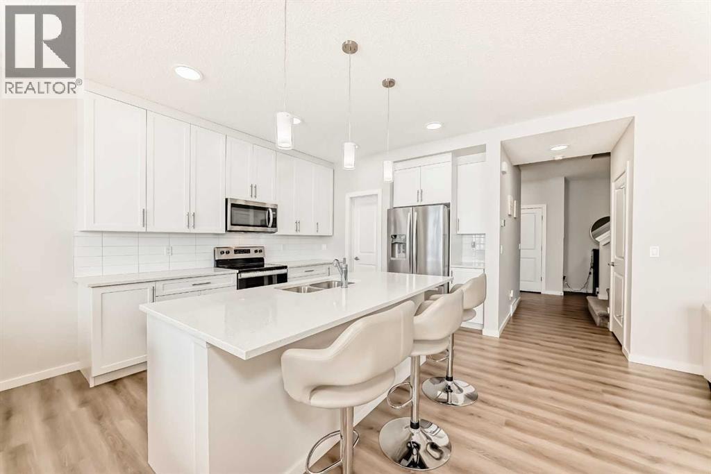 464 Lawthorn Way SE — photo 4