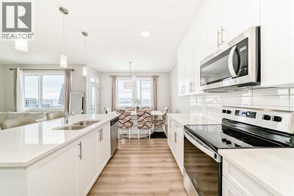 464 Lawthorn Way SE — photo 8