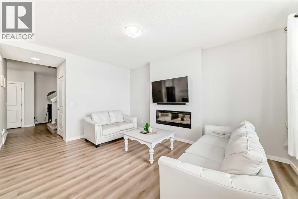 464 Lawthorn Way SE — photo 15
