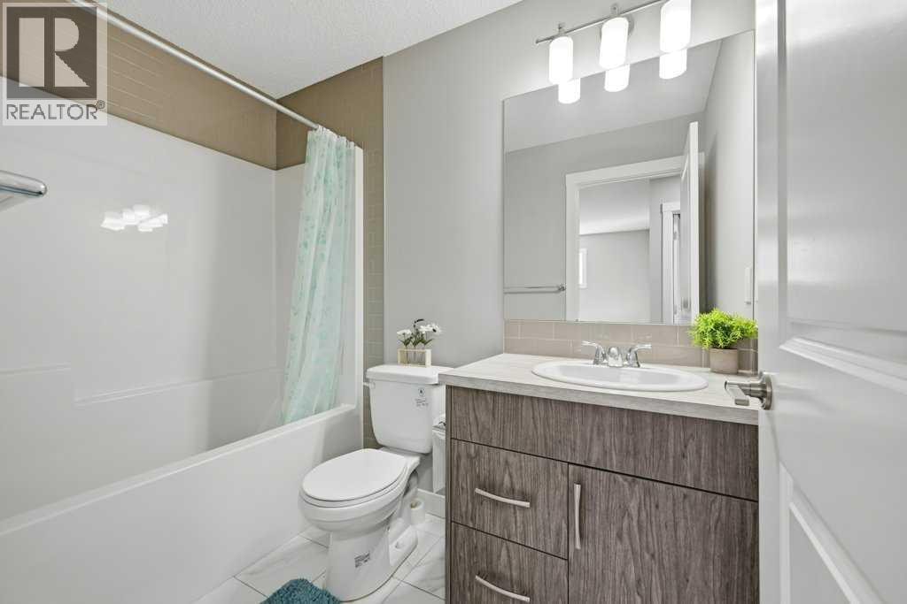 75 Howse Crescent NE — photo 29
