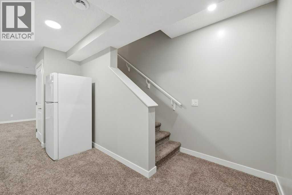 75 Howse Crescent NE — photo 33