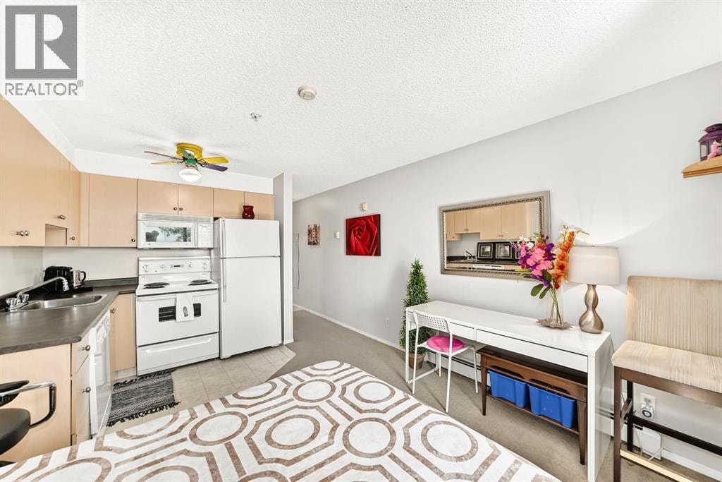 4310, 1620 70 Street SE — photo 2