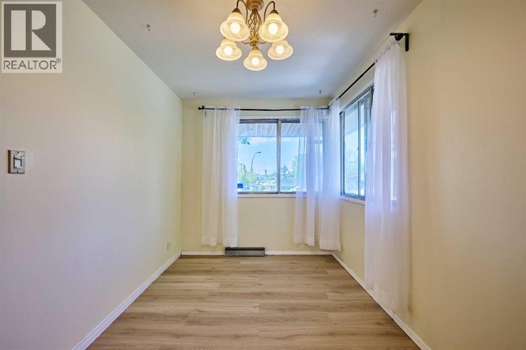 28 CORNELL Place NW — photo 6