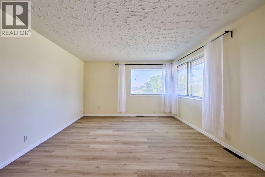 28 CORNELL Place NW — photo 13