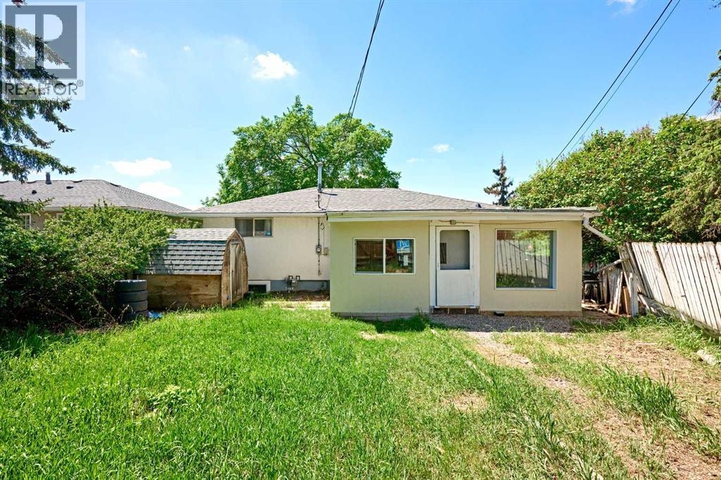 28 CORNELL Place NW — photo 3