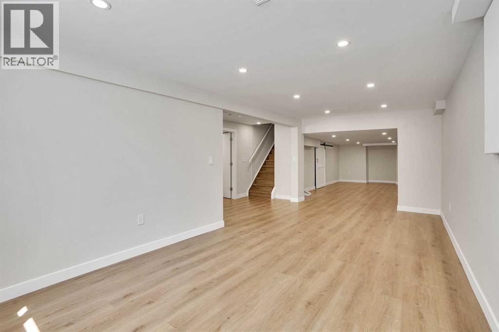 248 Madeira Place NE — photo 25