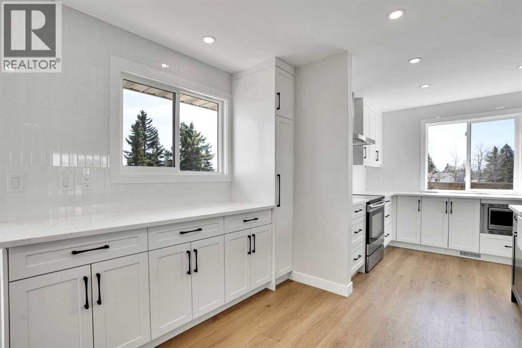 248 Madeira Place NE — photo 7