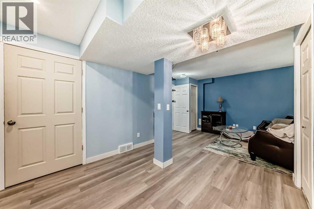 485 Cimarron Boulevard — photo 43