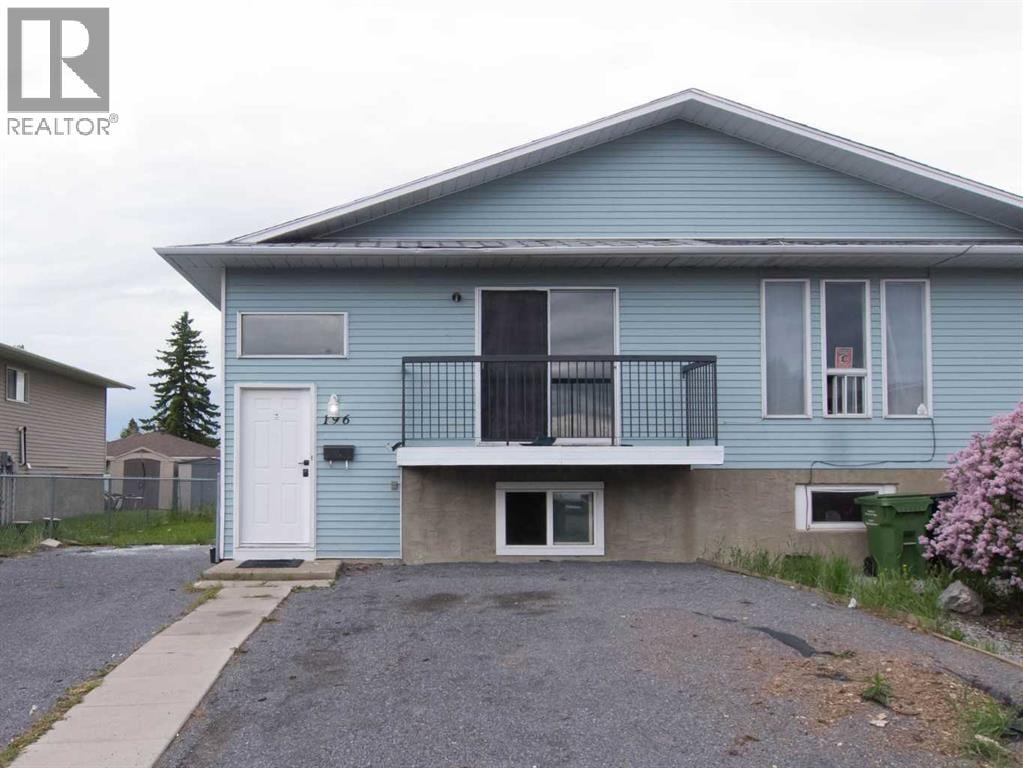 196 Fonda Drive SE — photo 2