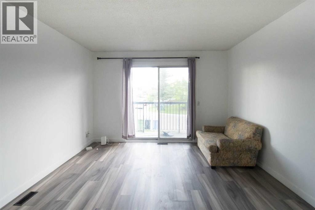 196 Fonda Drive SE — photo 4