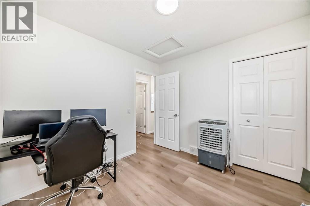 214 Coville Circle NE — photo 18