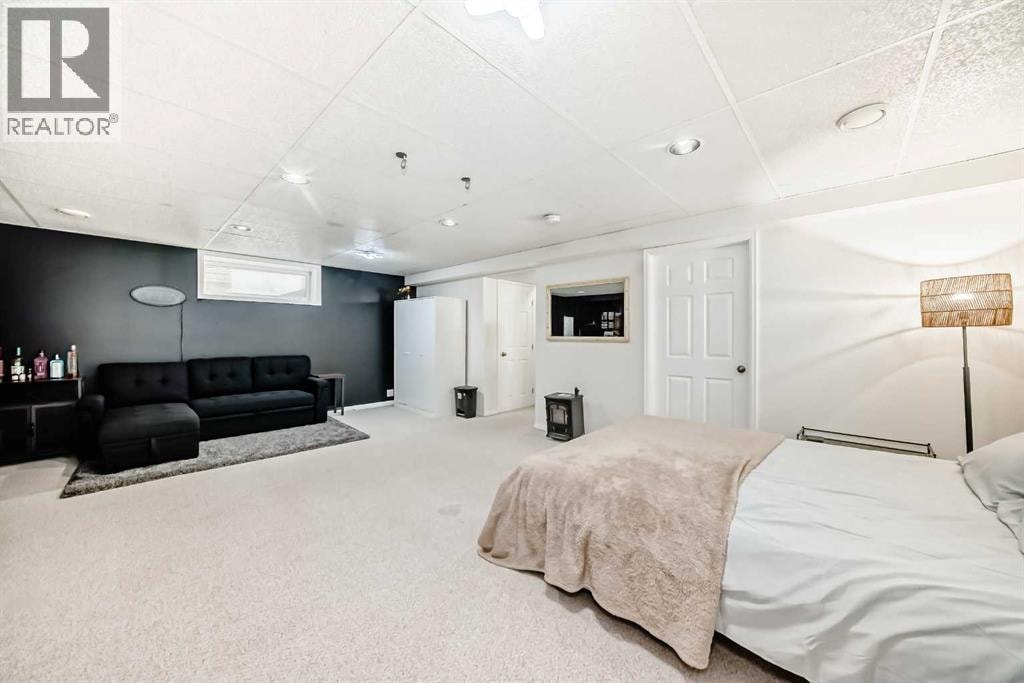 214 Coville Circle NE — photo 25