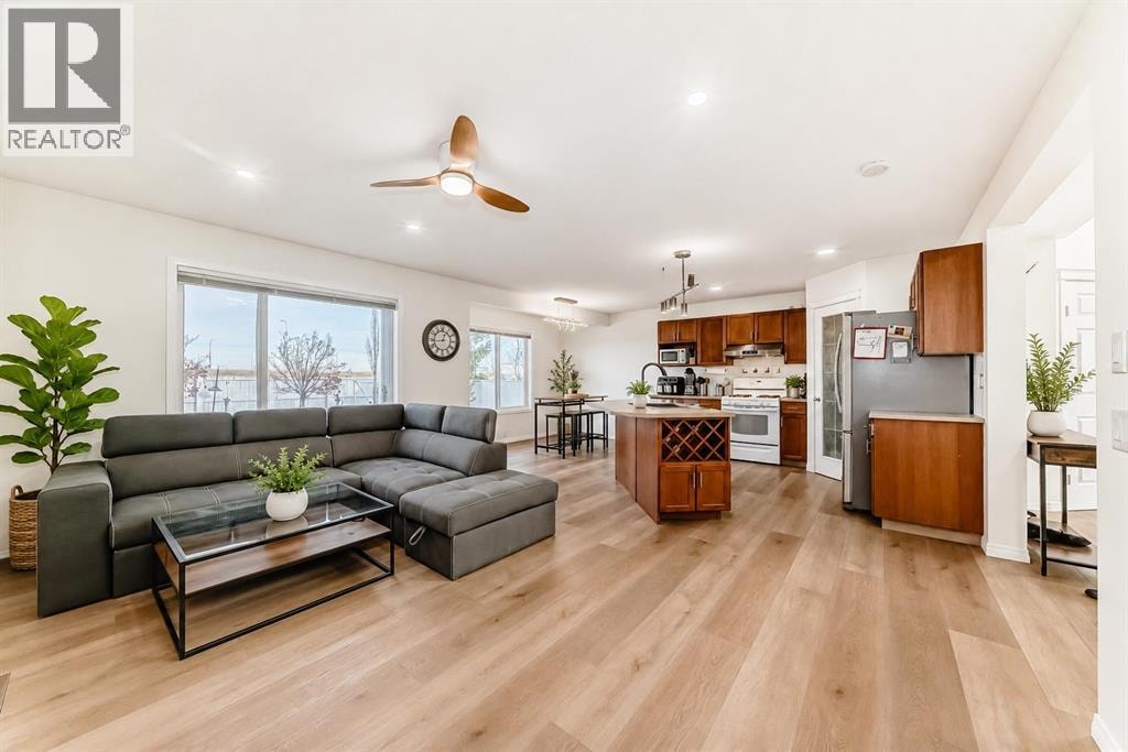 214 Coville Circle NE — photo 6