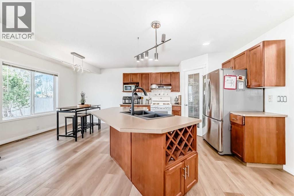 214 Coville Circle NE — photo 9