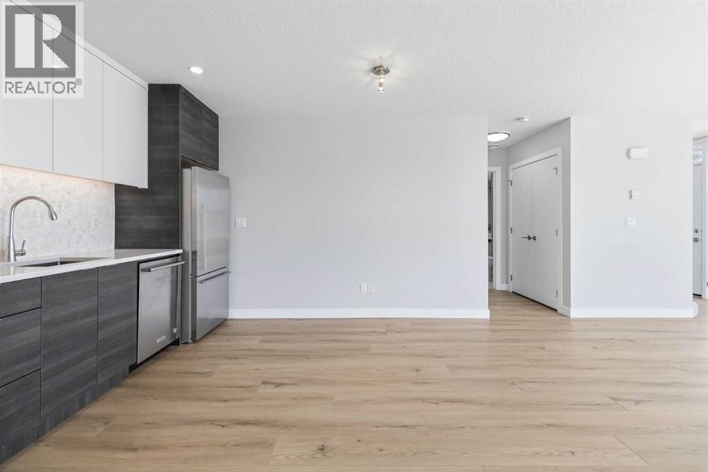 2210, 95 Burma Star Road SW — photo 22
