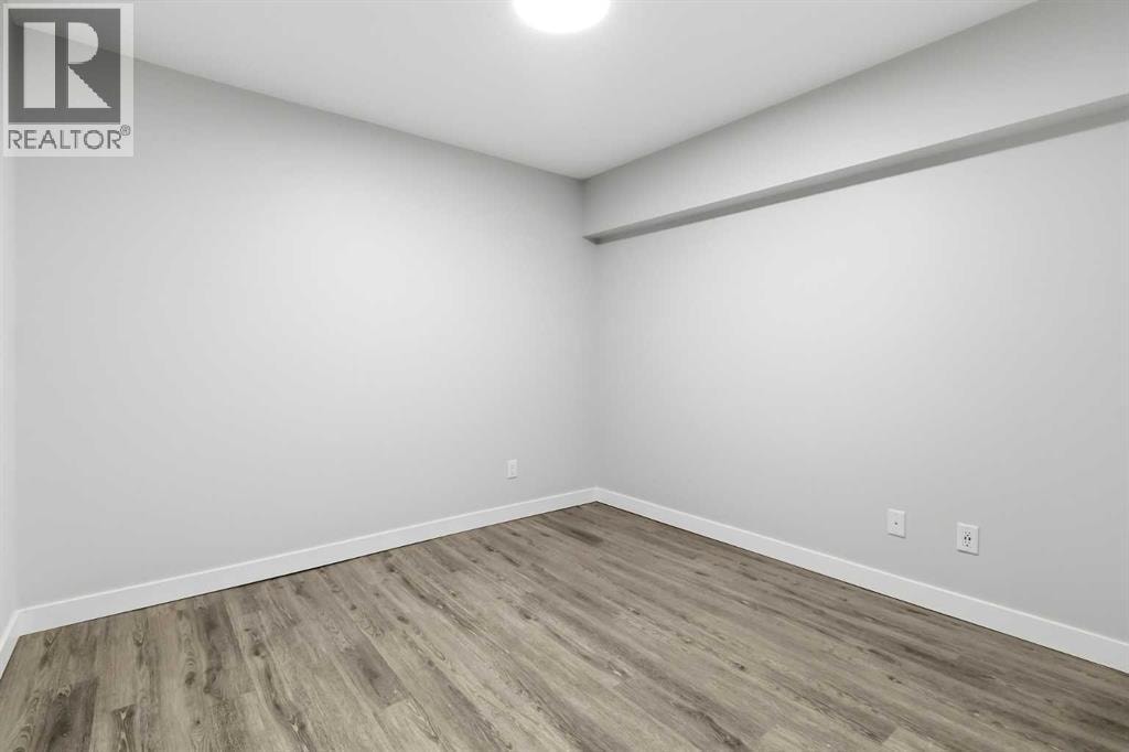 2210, 95 Burma Star Road SW — photo 27