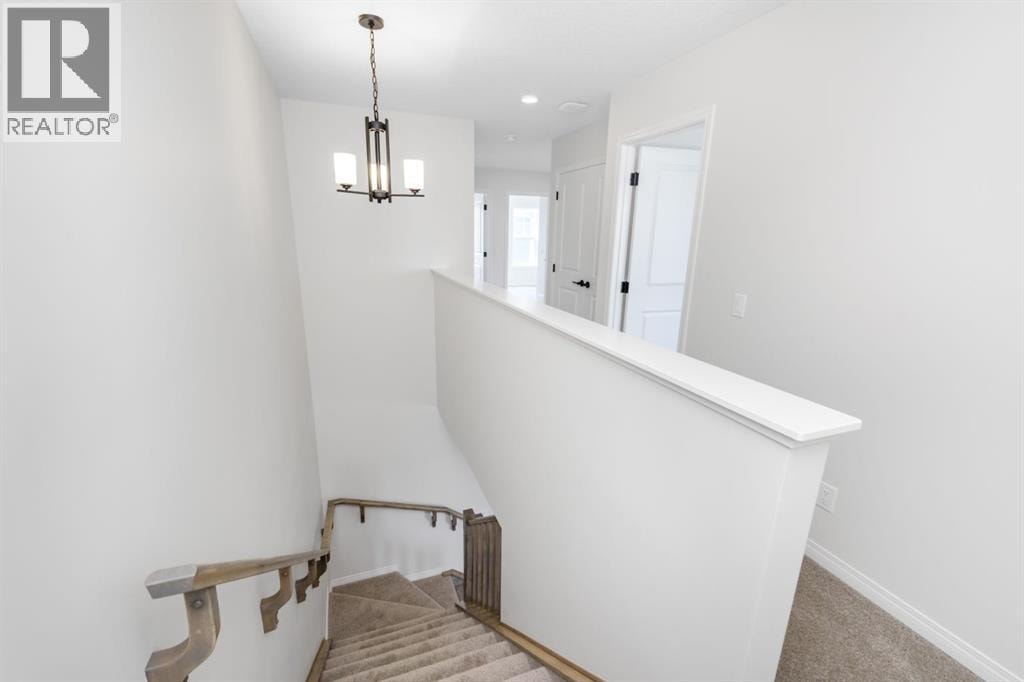 115 Huxland Road NE — photo 13