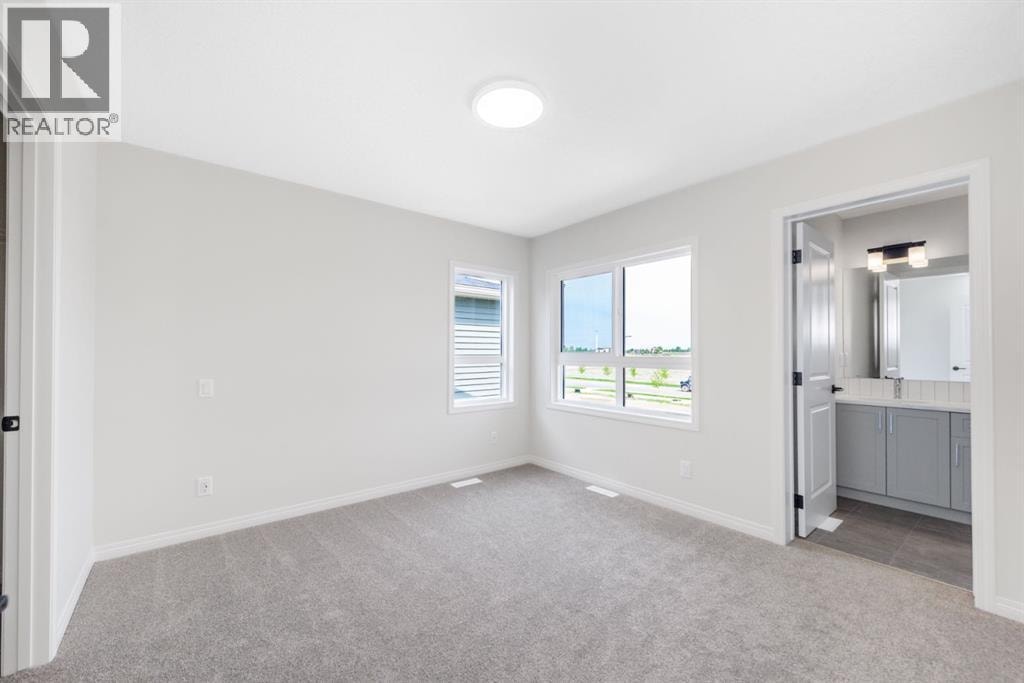 115 Huxland Road NE — photo 14