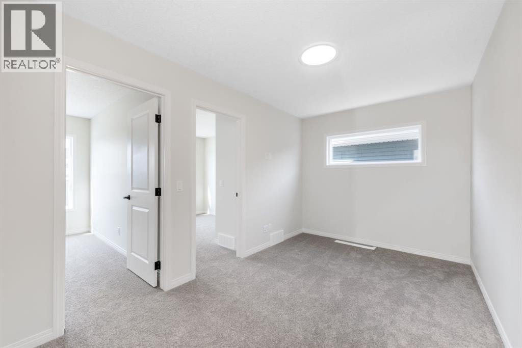 115 Huxland Road NE — photo 19