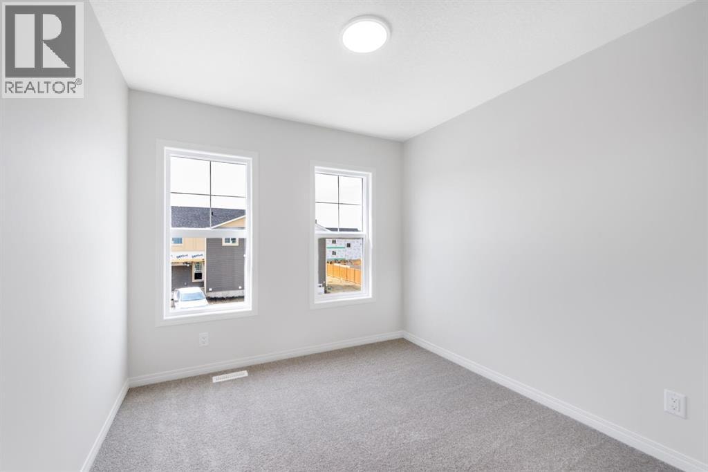 115 Huxland Road NE — photo 21
