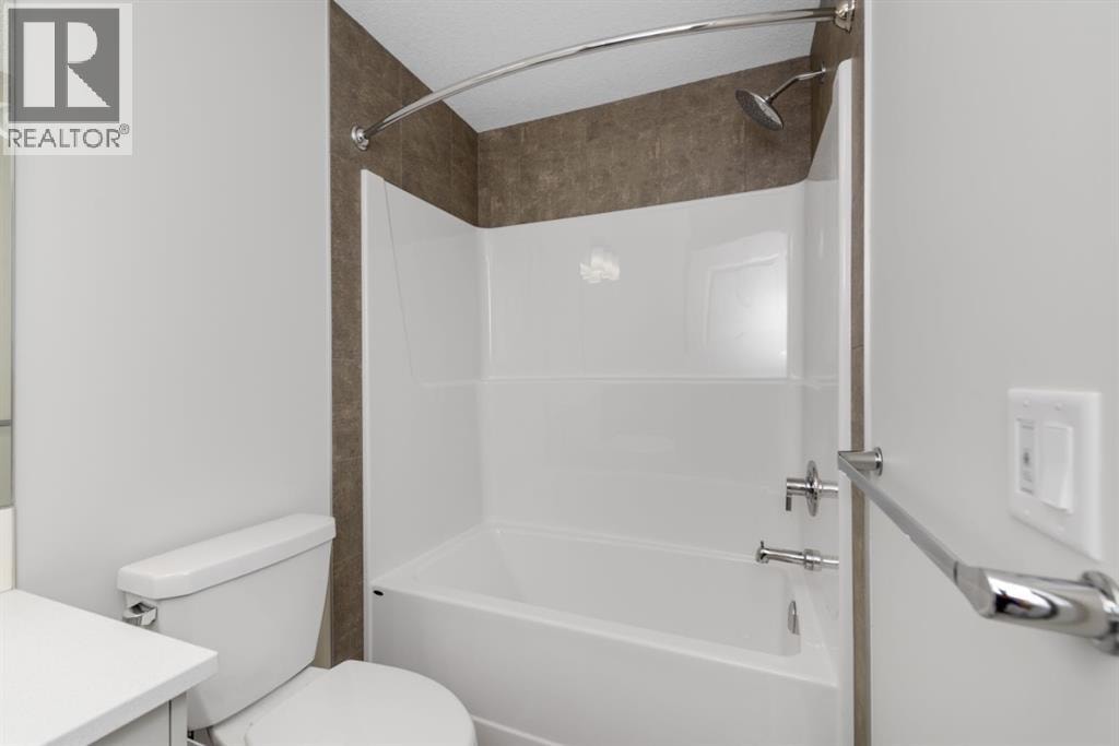 115 Huxland Road NE — photo 24