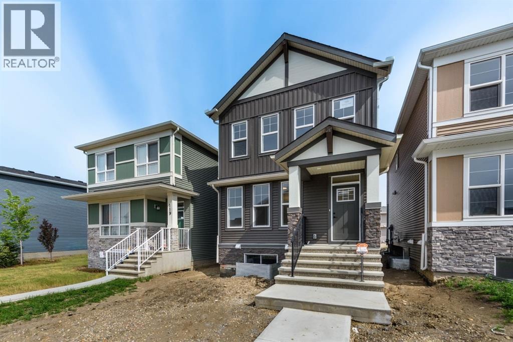 115 Huxland Road NE — photo 3