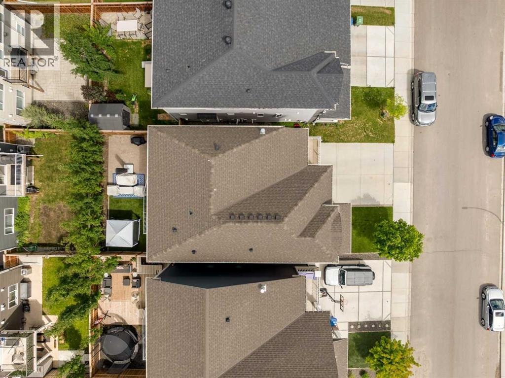69 Yorkville Green SW — photo 40