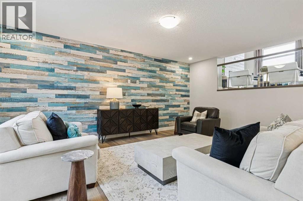 69 Yorkville Green SW — photo 15